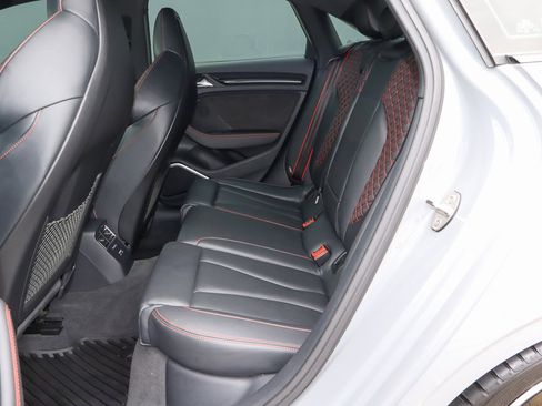 Used 2018 Audi RS 3 w/ Technology Package image 9