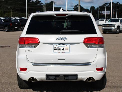 Used 2015 Jeep Grand Cherokee Overland w/ Advanced Technology Group RWD image 19