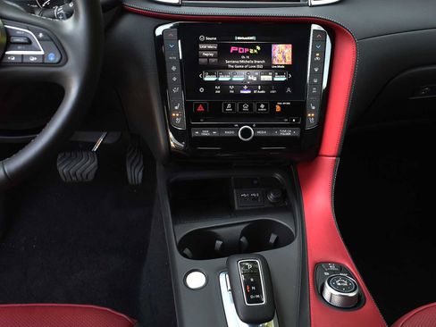 Used 2025 INFINITI QX55 Sensory image 16