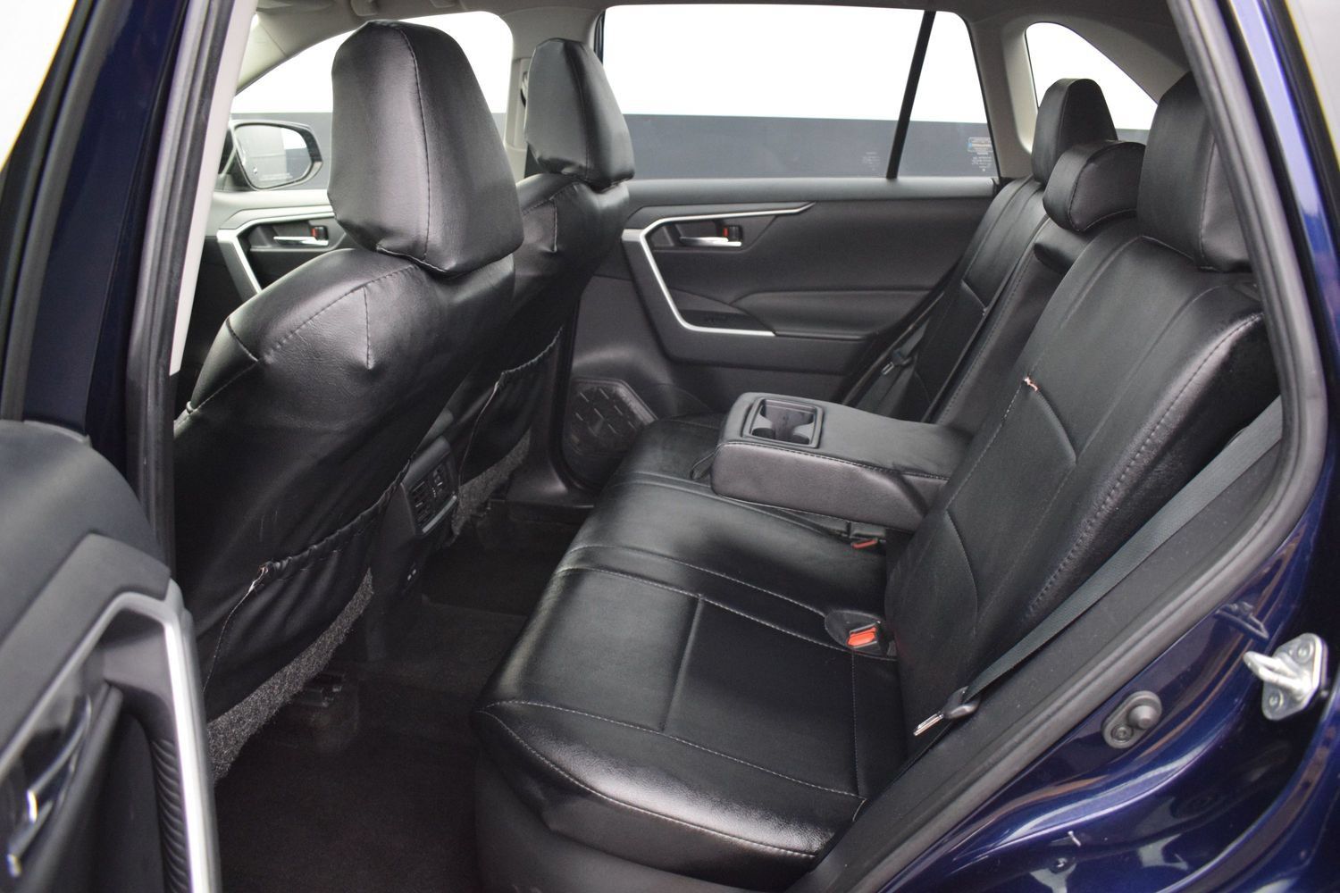 Used 2023 Toyota RAV4 XLE Premium AWD/4WD image 13