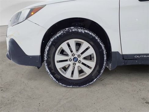 Used 2019 Subaru Outback 2.5i Premium w/ Popular Package #2 image 14