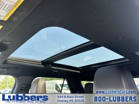 Used 2025 Ford Explorer Platinum w/ LUX Leather Package AWD/4WD image 19