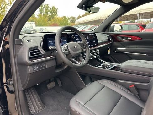 New 2026 Chevrolet Traverse Z71 w/ Driver Confidence Package image 15