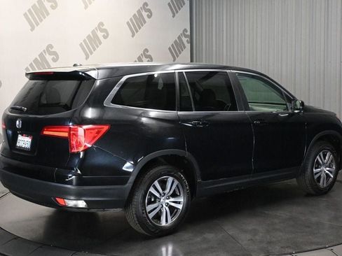 Used 2016 Honda Pilot EX image 5