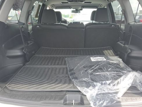 Used 2018 Honda Pilot Touring image 9