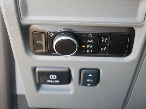New 2025 Ford F150 Lightning Flash AWD/4WD image 17