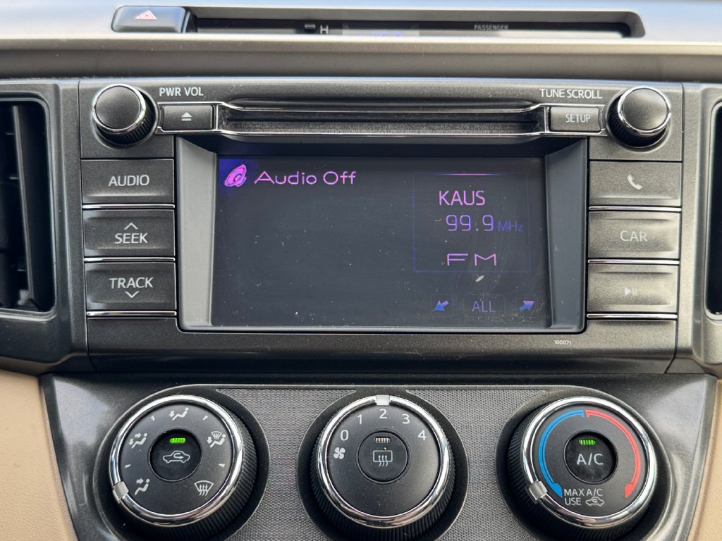 Used 2013 Toyota RAV4 LE AWD/4WD image 21