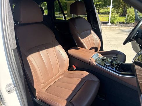 Used 2020 BMW X5 xDrive40i w/ M Sport Package AWD/4WD image 34