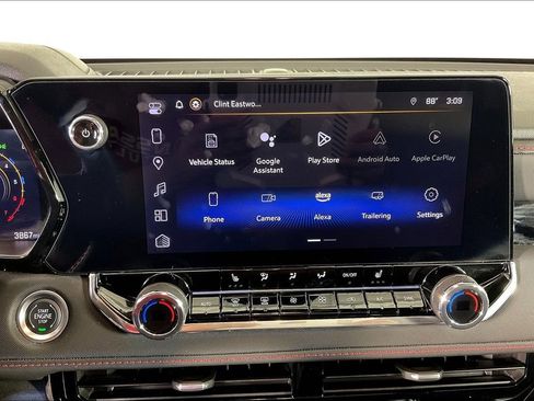 Used 2025 Chevrolet Colorado Z71 image 30