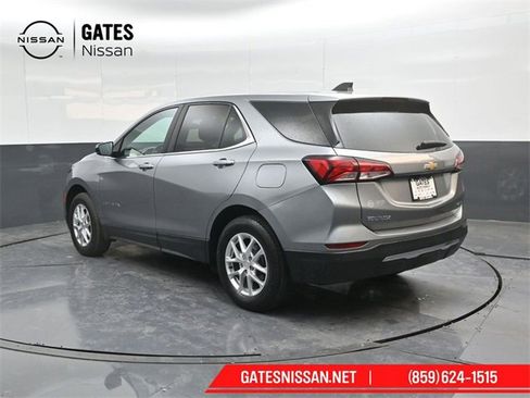 Used 2023 Chevrolet Equinox LT w/ Driver Convenience Package image 8
