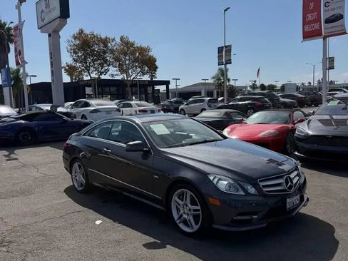 Used 2012 Mercedes-Benz E 550 Coupe image 3