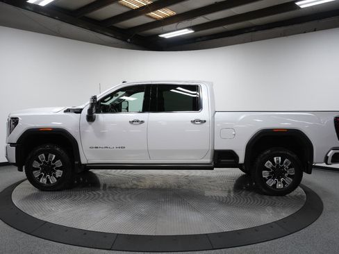 Used 2024 GMC Sierra 2500 Denali w/ Denali Reserve Package image 6
