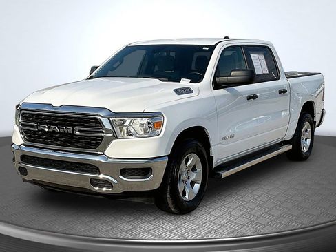 Used 2024 RAM 1500 Big Horn AWD/4WD image 3