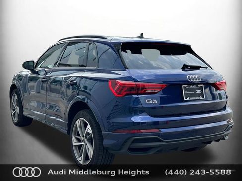 Used 2025 Audi Q3 2.0T Premium w/ Convenience Plus Package AWD/4WD image 5