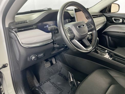 Used 2022 Jeep Compass Limited w/ Elite Group AWD/4WD image 9