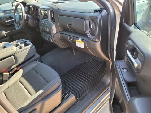 New 2026 Chevrolet Silverado 1500 Custom image 6