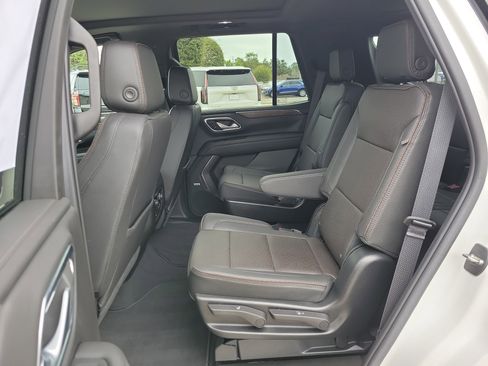 Used 2022 Chevrolet Tahoe High Country image 16