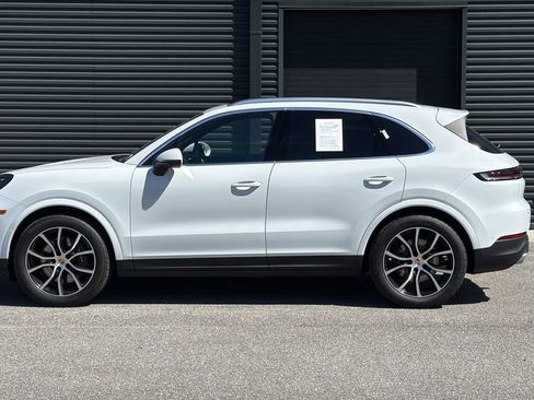 Certified 2026 Porsche Cayenne image 2