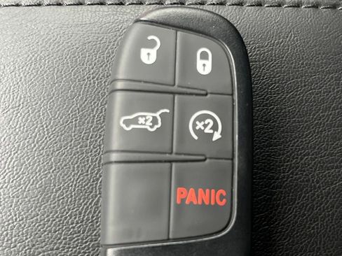 New 2026 Jeep Compass Limited image 19