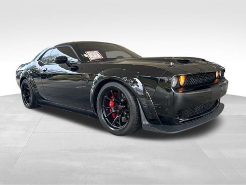 Used 2023 Dodge Challenger SRT Hellcat image 2