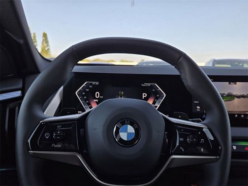 Certified 2025 BMW X3 xDrive30i w/ Convenience Package image 24