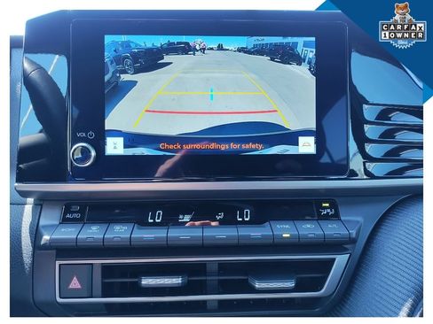 Used 2025 Toyota Camry SE FWD image 39