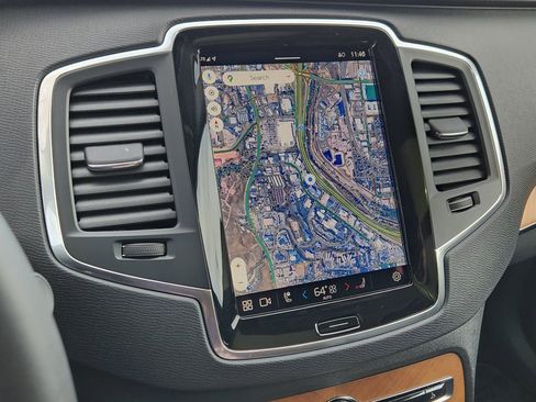 Used 2023 Volvo XC90 B6 Core w/ Protection Package Premier image 8