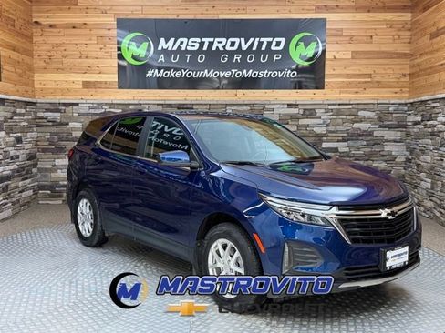Used 2022 Chevrolet Equinox LT AWD/4WD image 1