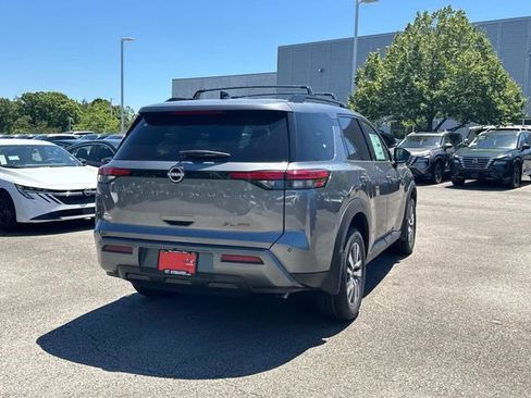 New 2026 Nissan Pathfinder SL AWD/4WD image 4
