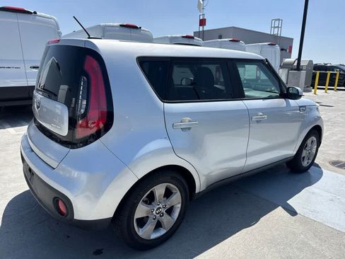 Used 2018 Kia Soul FWD image 5