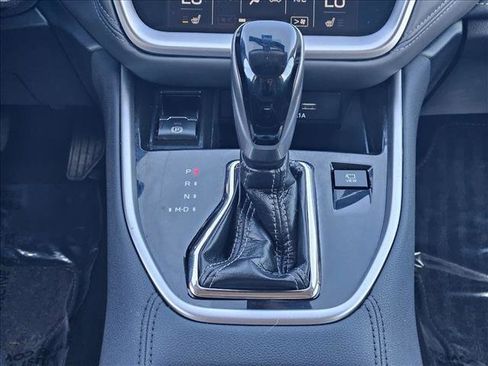 Used 2020 Subaru Outback Onyx Edition XT image 12