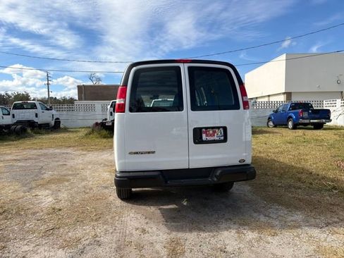 New 2025 Chevrolet Express 2500 Work Van 3D Cargo Van w/ Driver Convenience Package RWD image 12