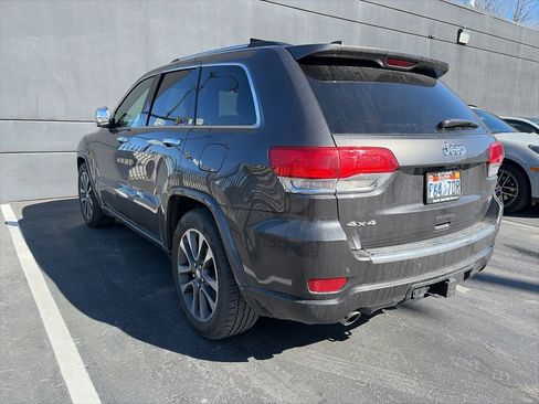 Used 2018 Jeep Grand Cherokee Overland image 18
