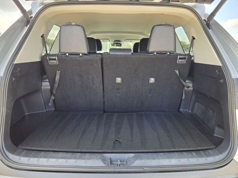 Used 2025 Toyota Grand Highlander AWD image 30