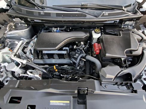 Certified 2022 Nissan Rogue Sport SL image 24