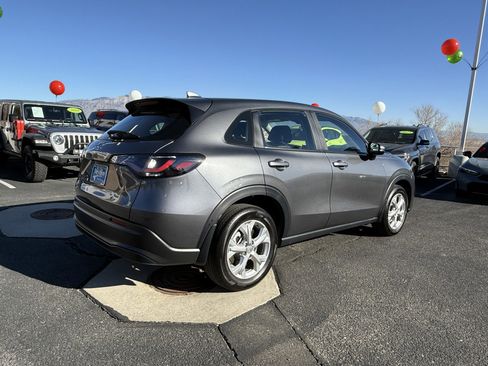 Certified 2025 Honda HR-V LX image 5