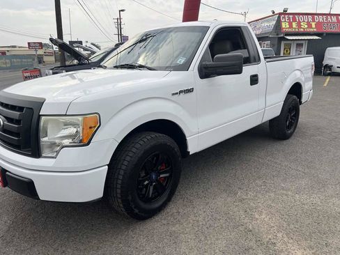 Used 2010 Ford F150 XL RWD image 3