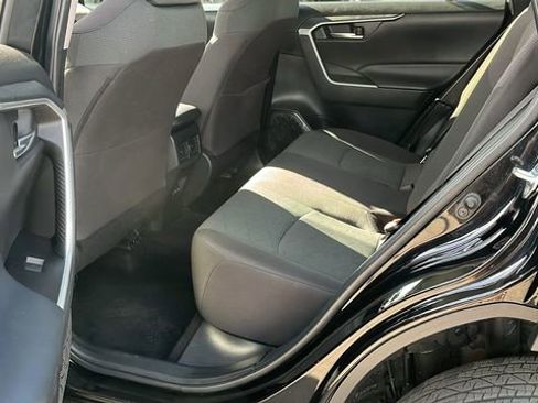 Used 2023 Toyota RAV4 XLE FWD image 20