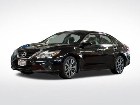 Used 2018 Nissan Altima 2.5 SR w/ SR Special Edition FWD image 9