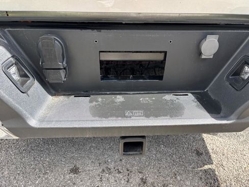 Used 2023 Ford F150 Lariat w/ Equipment Group 502A High image 4
