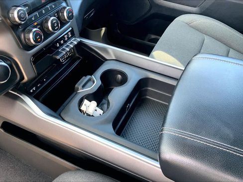 Used 2019 RAM 1500 Big Horn RWD image 17