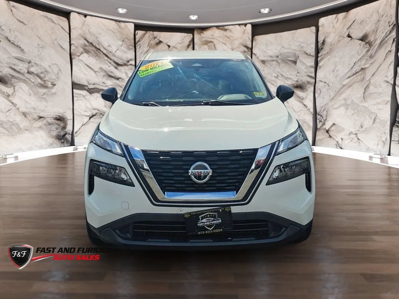 Used 2021 Nissan Rogue S AWD/4WD image 2