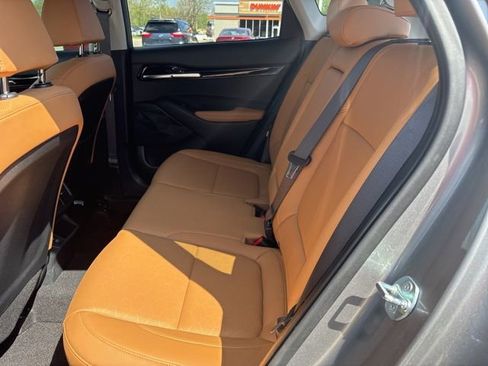 Used 2024 Kia Seltos EX image 6