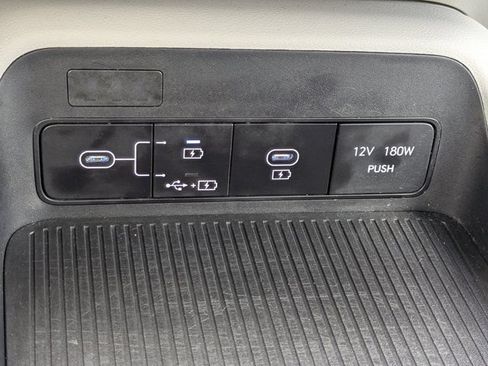 Used 2024 Hyundai Kona SEL AWD/4WD image 30