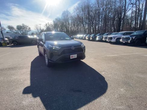 Certified 2025 Toyota RAV4 LE image 11