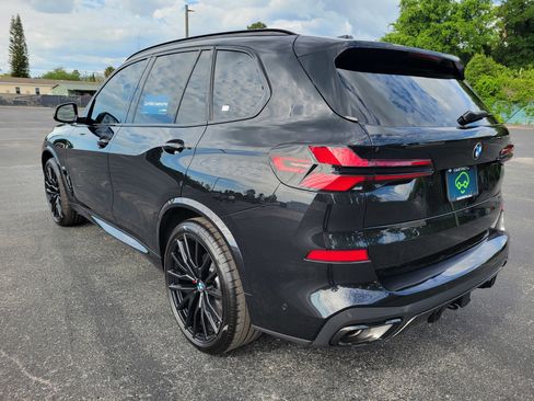 Used 2026 BMW X5 xDrive40i w/ Executive Package image 11