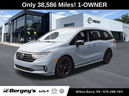 Used 2023 Honda Odyssey Sport image 1