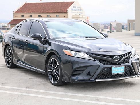Used 2019 Toyota Camry XSE w/ Driver Assist Package image 3