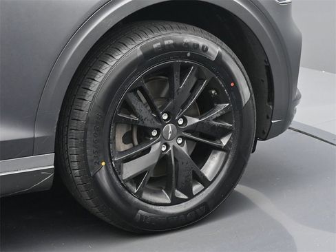 Used 2022 Genesis GV70 2.5T image 6