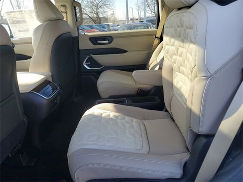 New 2026 Nissan Armada Platinum Reserve image 15